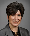 Joni Ernst (R)